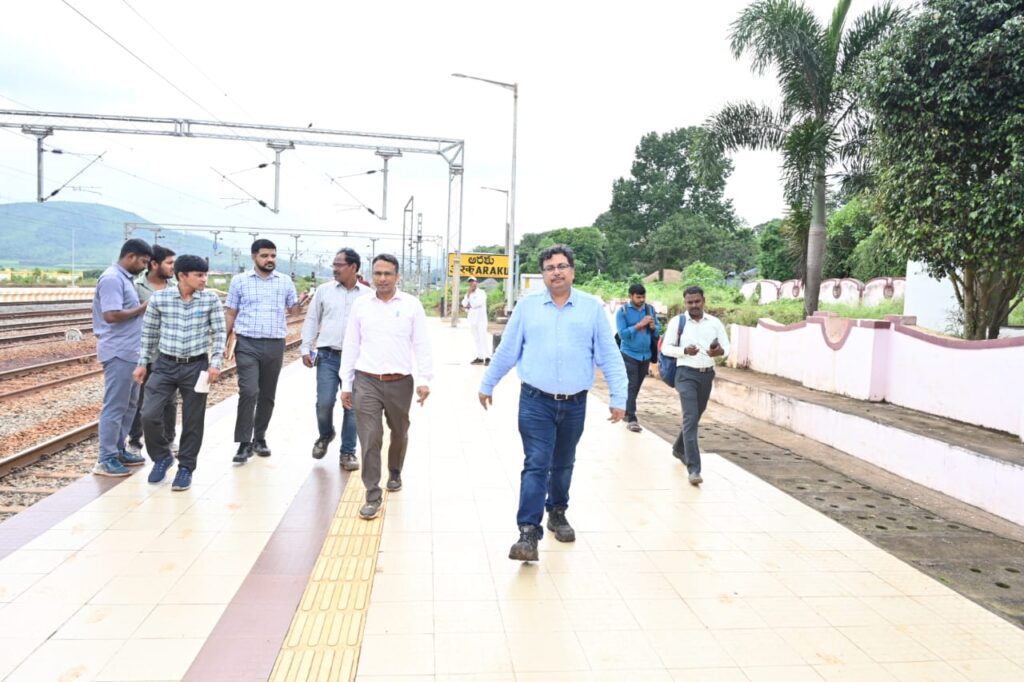 Vizag vision: DRM CONDUCTS SAFETY INSPECTION IN ARAKU-KOTTAVALASA SECTION Divisional Railway Manager Shri Saurabh Prasad, accompanied by ADRM (Infra) Shri Sudhir Kumar Gupta and senior officers, conducted a comprehensive safety inspection of the Kottavalasa-Araku section. The focus was on assessing safety measures at vulnerable locations prone to boulder falls and conducted detailed checks at Araku railway station.The inspection aimed to ensure adherence to safety protocols for Over Head Equipment (OHE), track circuits, signaling and telecom systems, and other critical railway infrastructure. DRM Shri Saurabh Prasad thoroughly reviewed various safety parameters, inspected the Accident Relief Train at Araku, and evaluated safety standards, yard conditions, and fixed installations. Additionally, he examined the progress of infrastructure works, including those at the Flying Squad (Carriage & Wagon), Traction Distribution Depot Araku, and signaling systems at Araku station.This inspection is intended to support the smooth operation of loaded trains navigating the challenging gradients of the ghat section, thus addressing the increasing traffic demands effectively. K. Saandeep   के संदीप Sr. Divisional Commercial Manager, वरिष्ठ मंडल वाणिज्य प्रबंधक